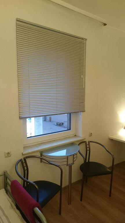 Privatzimmer Furth Zentrum Eksteriør billede